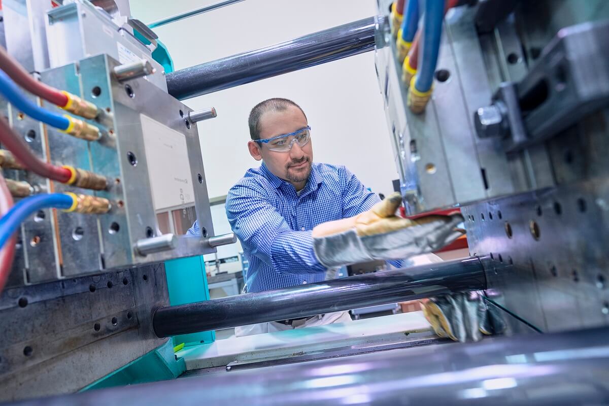 HPT0001 DSC9367 02 SYN tubes 1